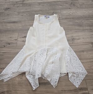 NWOT Girls Lacey White Dressy Shirt Size S (7-8)